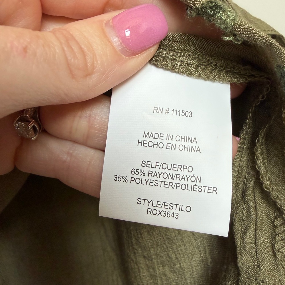 Fig and Flower Olive Green Floral Embroidered Roll Tab Button Down Blouse L NEW - Picture 7 of 14